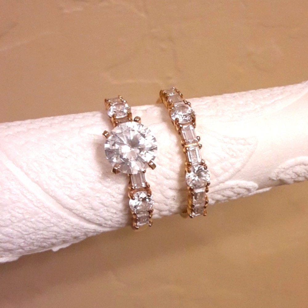 14k Solid Yellow Gold Simulated Diamond Set